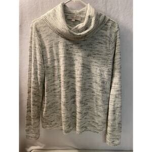 Loft medium cow neck soft white‎ speckled black size medium long sleeve spandex